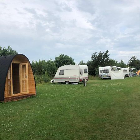 Trekkershut/Kampeerhut Hotell Hulst Exteriör bild