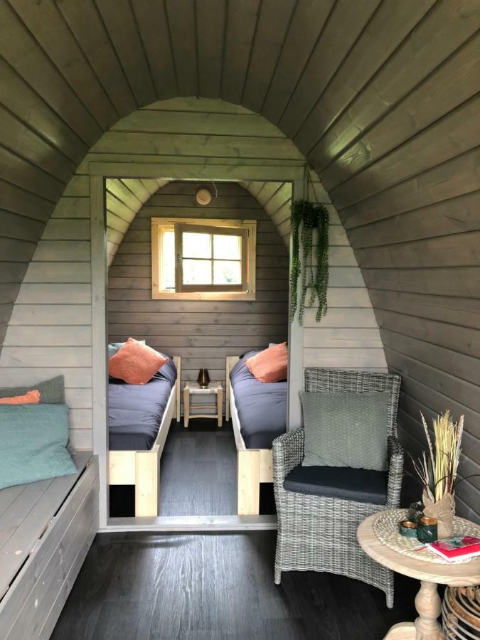 Trekkershut/Kampeerhut Hotell Hulst Exteriör bild