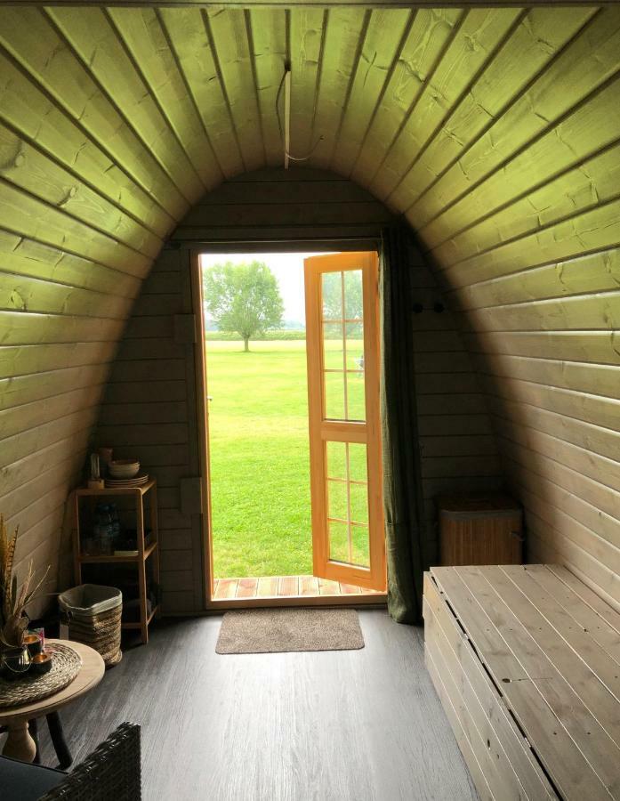 Trekkershut/Kampeerhut Hotell Hulst Exteriör bild