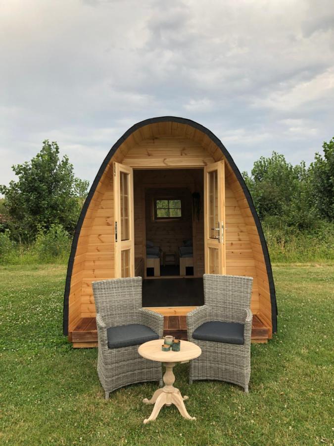 Trekkershut/Kampeerhut Hotell Hulst Exteriör bild