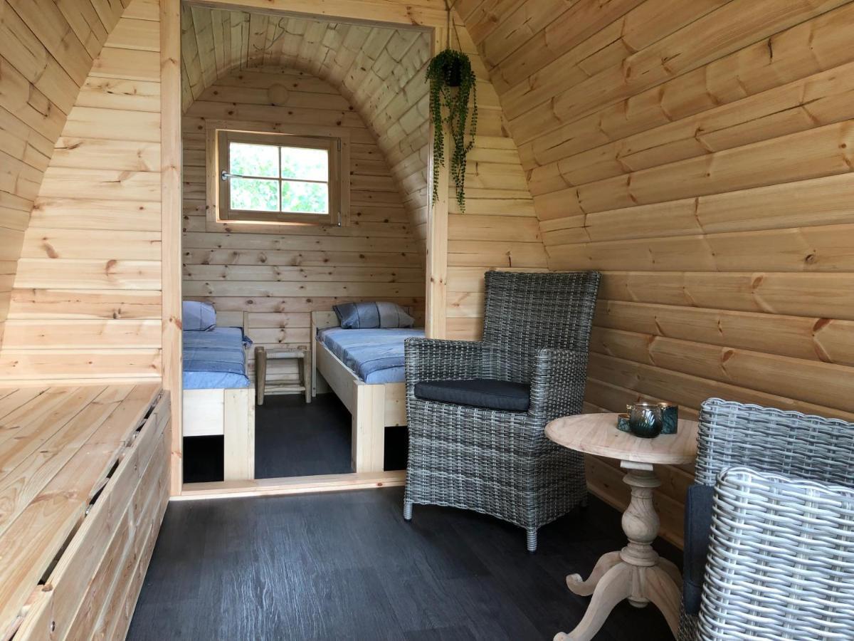 Trekkershut/Kampeerhut Hotell Hulst Exteriör bild